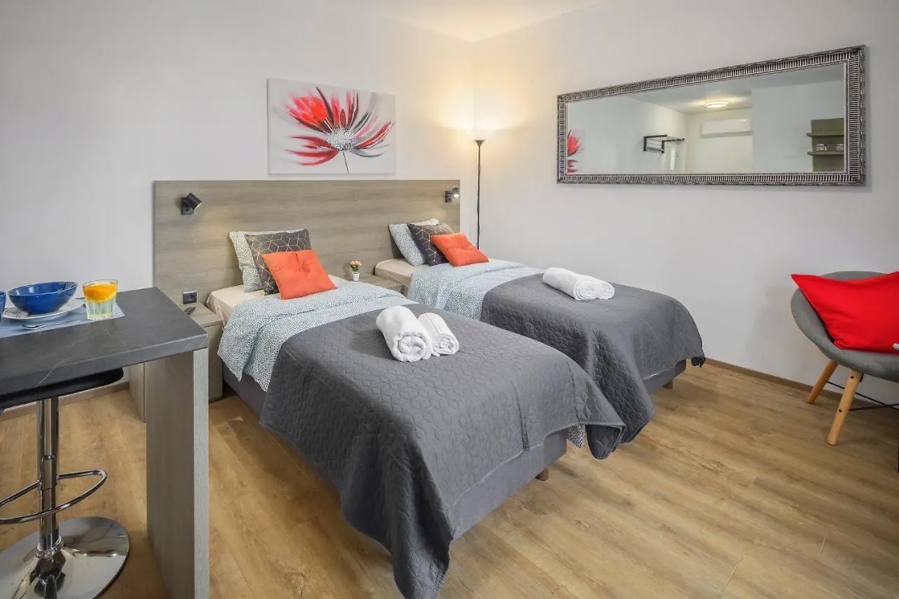 Valla Studio Apartments With Free Bikes Fažana 0*,  Kroatien