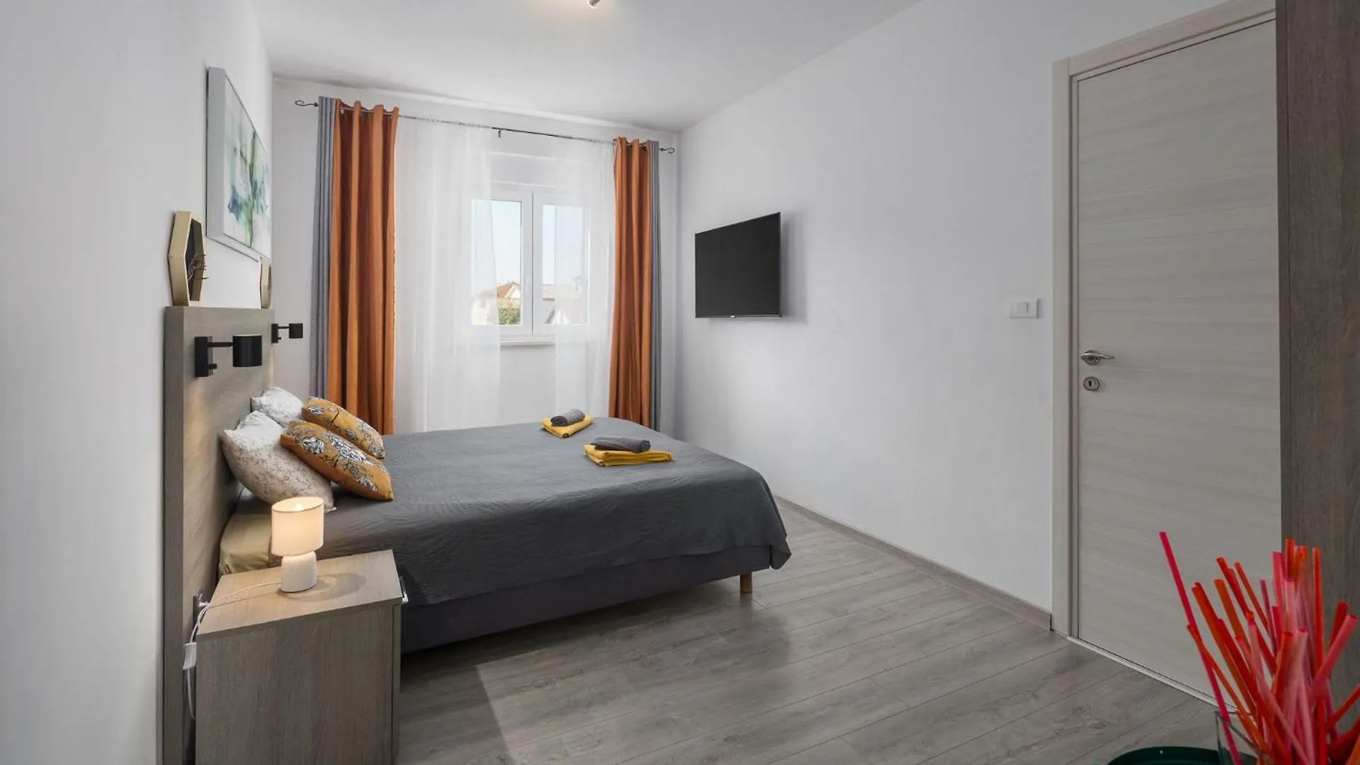 Valla Studio Apartments With Free Bikes Fažana
